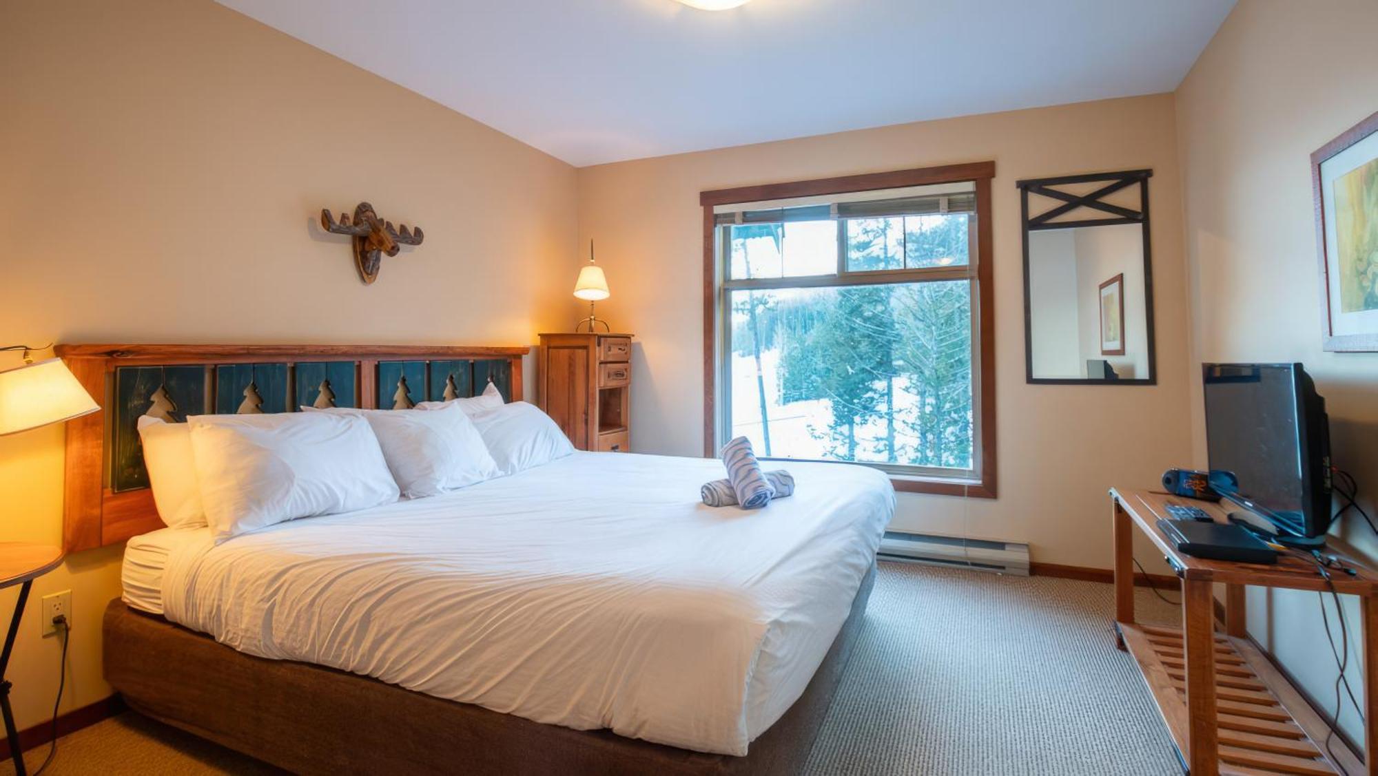 Snow Creek Lodge By Fernie Lodging Co Exterior photo