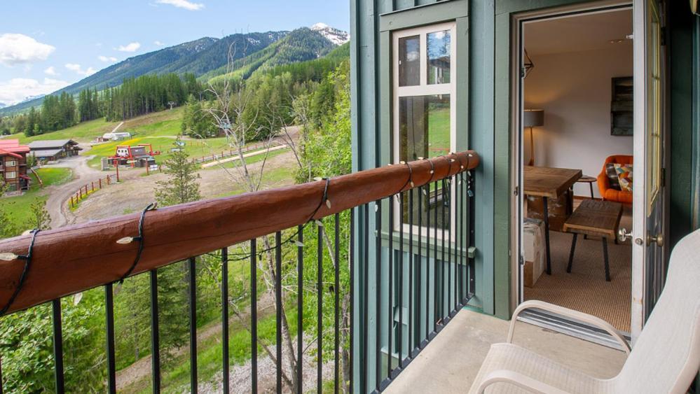 Snow Creek Lodge By Fernie Lodging Co Exterior photo